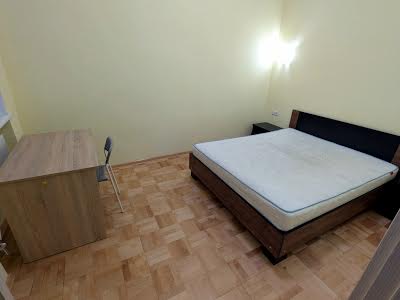 квартира за адресою Богдана Хмельницького вул., 73