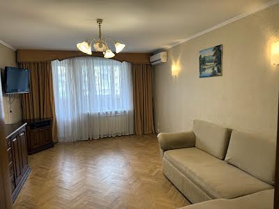 квартира за адресою Валерія Лобановського просп. (Червонозоряний), 18
