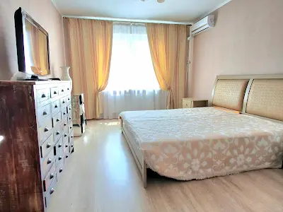квартира за адресою Урлівська вул., 24