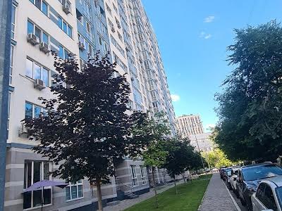 квартира за адресою Патріарха Мстислава Скрипника вул., 48-А