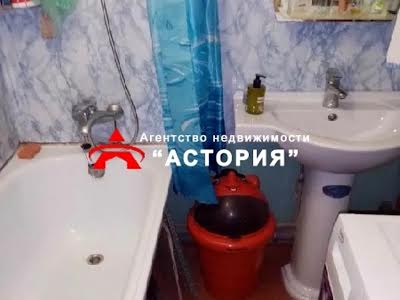 квартира за адресою Дніпровська вул. (Леппіка), 4