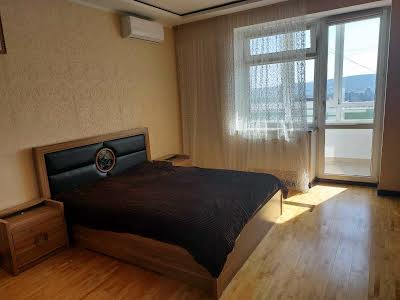квартира за адресою Плугова вул., 8а