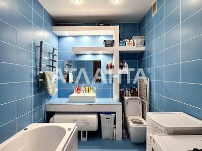 квартира за адресою Середньофонтанська вул., 19-А