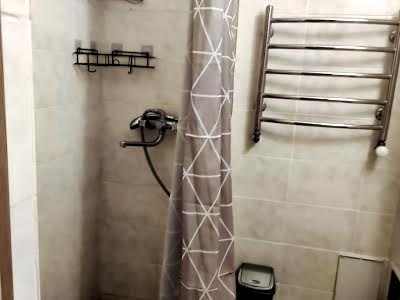 квартира за адресою Рене Декарта вул., 3