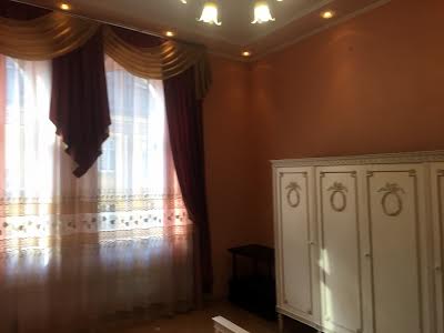 квартира за адресою Івана Франка вул., 57