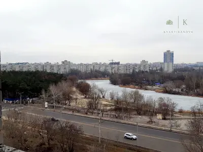 квартира за адресою Непокоренных, 1
