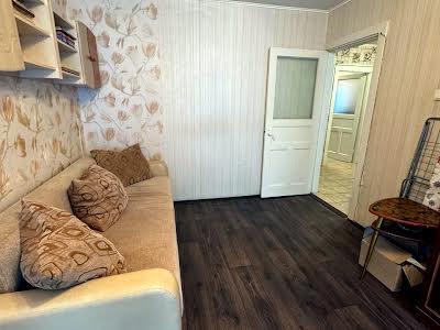 квартира за адресою Євгена Танцюри вул., 64