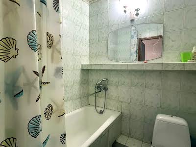 квартира за адресою Гвардійців-Широнінців вул., 38