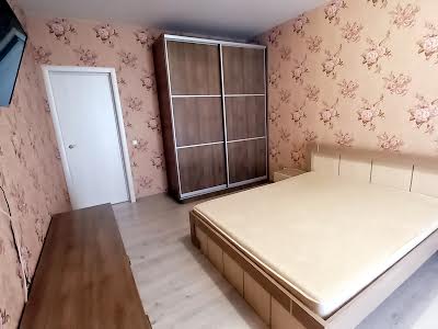 квартира за адресою Драгоманова вул., 2