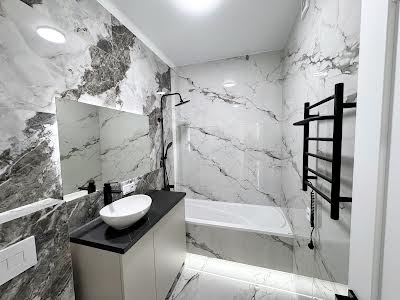 квартира по адресу Краснова ул., 3