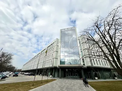 коммерческая по адресу Филиппа Орлика просп. (Ілліча), 17