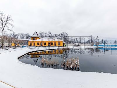 дом по адресу центральна, 5