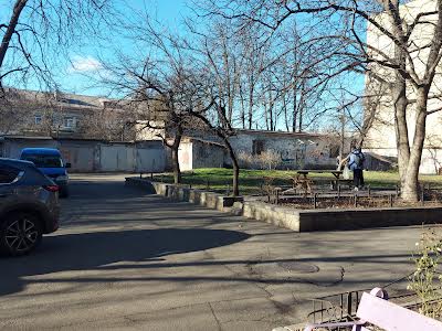 квартира за адресою Нивська вул., 3/5