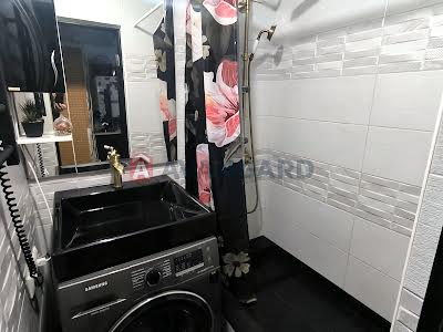 квартира за адресою Свободи просп., 105