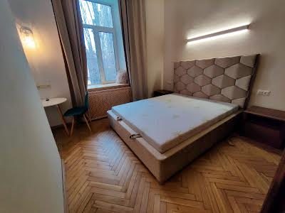 квартира за адресою Олеся Гончара вул., 77