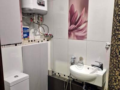 квартира за адресою Сухумська вул., 24