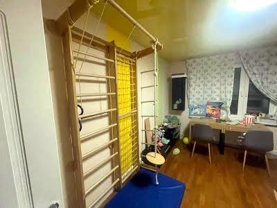 квартира за адресою Сергія Данченка вул., 28-Б