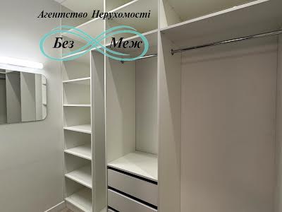 квартира за адресою Щаслива вул., 7А
