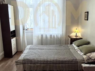 квартира за адресою Черняховського вул., 12
