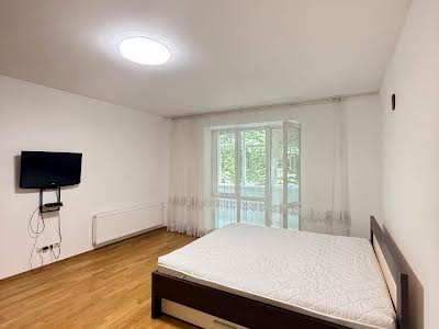 квартира за адресою Жасминова вул., 5б