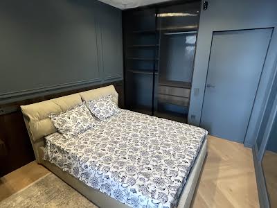 квартира за адресою Салютна вул., 2