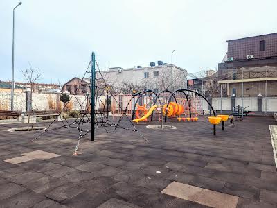 квартира за адресою Костанді вул., 104