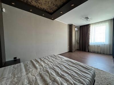 квартира по адресу Бочарова Генерала ул., 44а