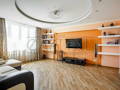квартира за адресою Срібнокільська вул., 22