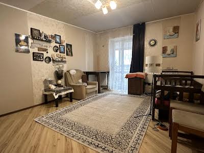квартира за адресою Вовчинецька вул., 68