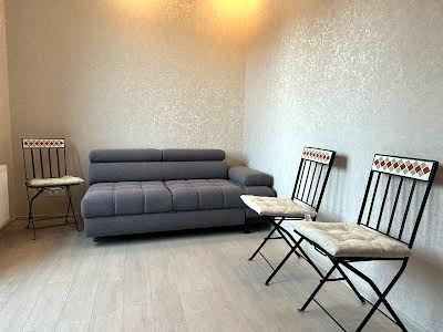 квартира за адресою Болгарська вул., 22
