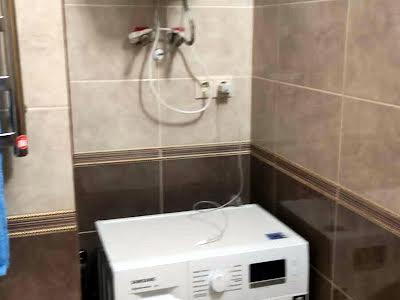 квартира за адресою Верховинна вул., 41