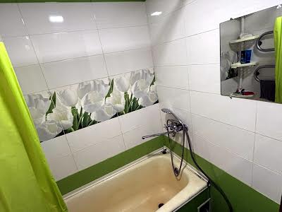 квартира за адресою Куряжська вул., 10