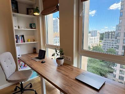 квартира за адресою Салютна вул., 2