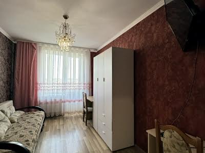 квартира за адресою Хіміків вул., 23Б