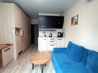 квартира за адресою Лоцманський узвіз, 9Б