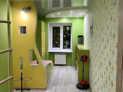 квартира по адресу Александра Олеся, 15
