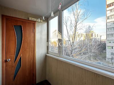 квартира за адресою Тараскова вул., 10