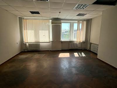 комерційна за адресою Святослава Хороброго вул. (Чкалова), 44