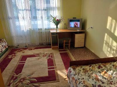 квартира за адресою Мідна вул., 8