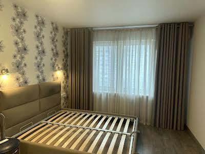 квартира за адресою Бориса Гмирі вул., 16а