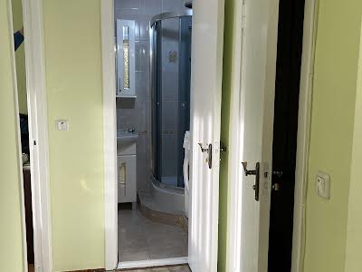 квартира за адресою Стадіонна вул., 6а