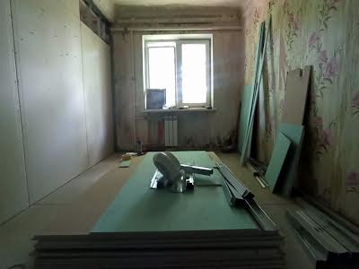 квартира за адресою Високовольтна вул., 18