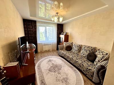 квартира по адресу Героев просп., 17