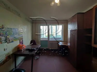 квартира за адресою Романа Шухевича просп. (Генерала Ватутіна), 22