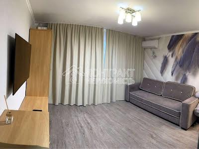 квартира за адресою Астрономічна вул., 35г