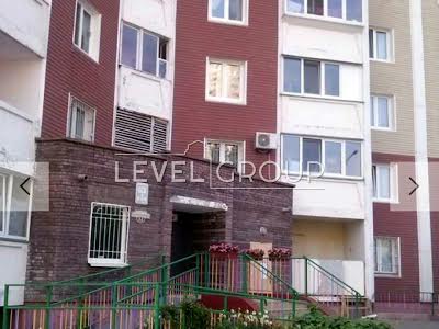 квартира за адресою Милославська вул., 12
