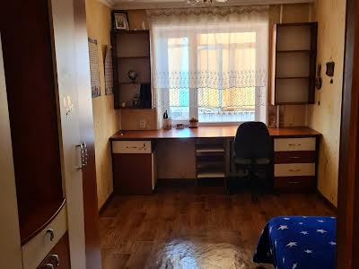 квартира за адресою Зарічанська вул., 40