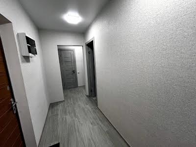 квартира по адресу Тополя-3 ул., 21
