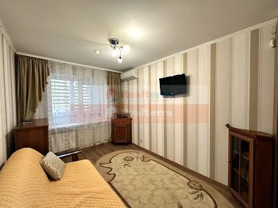 квартира за адресою Чорнобильська вул., 18