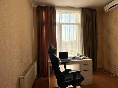 квартира за адресою Регенераторна вул., 4 к8